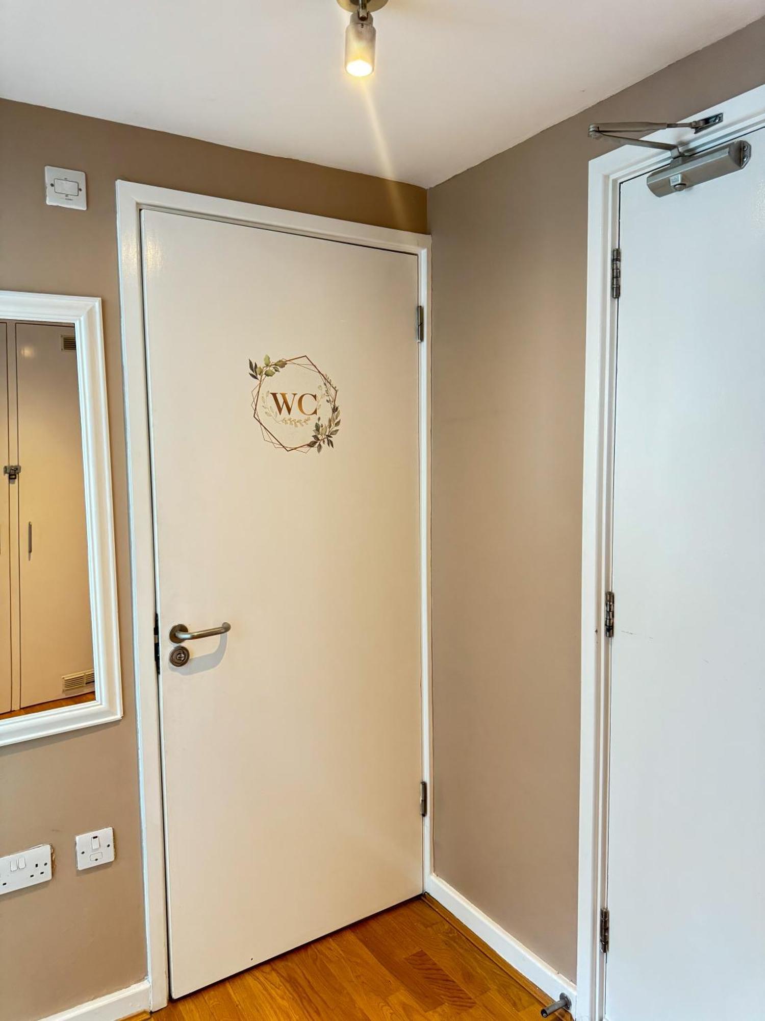 The Emirates Stadium Apartment ลอนดอน ภายนอก รูปภาพ